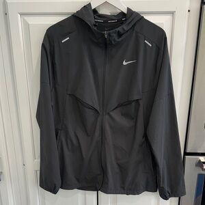 Nike Lightweight Jacket Men’s
